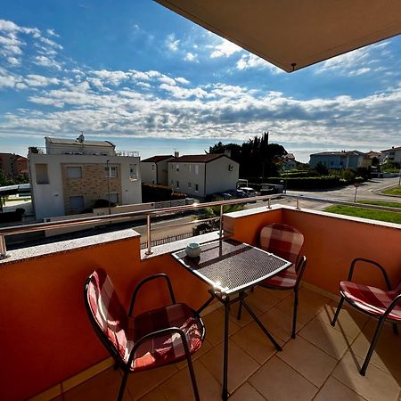 Guest House Gloria Novigrad Istria Exterior foto