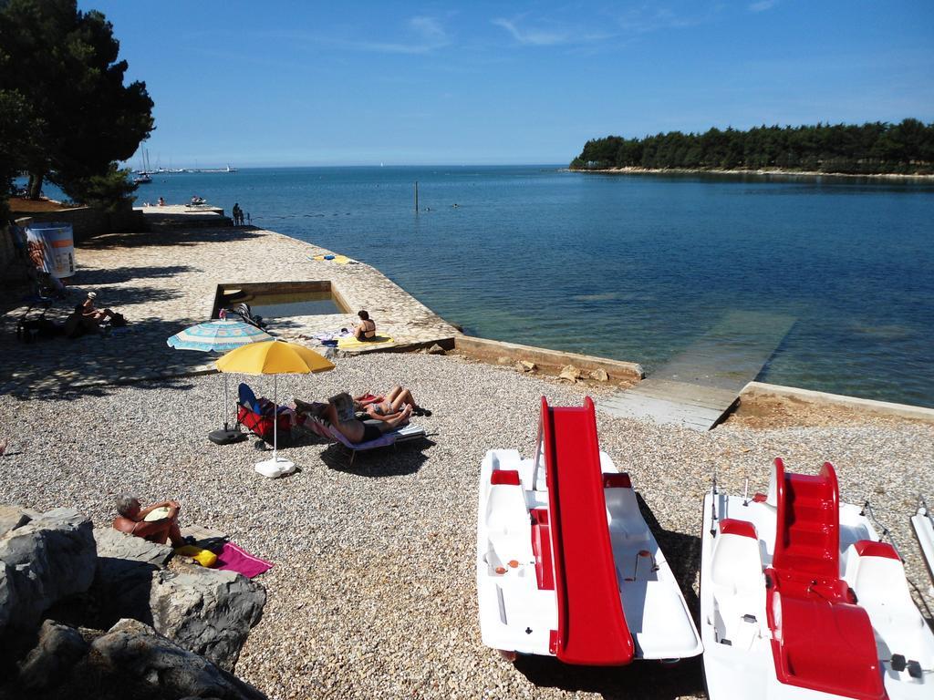 Guest House Gloria Novigrad Istria Exterior foto