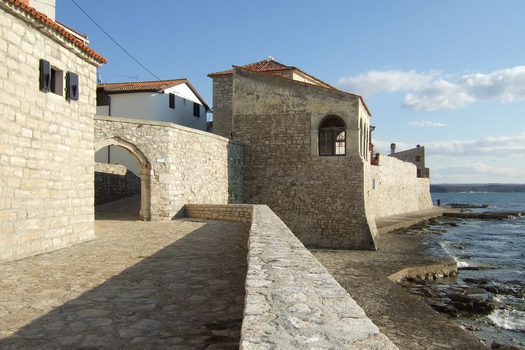 Guest House Gloria Novigrad Istria Exterior foto