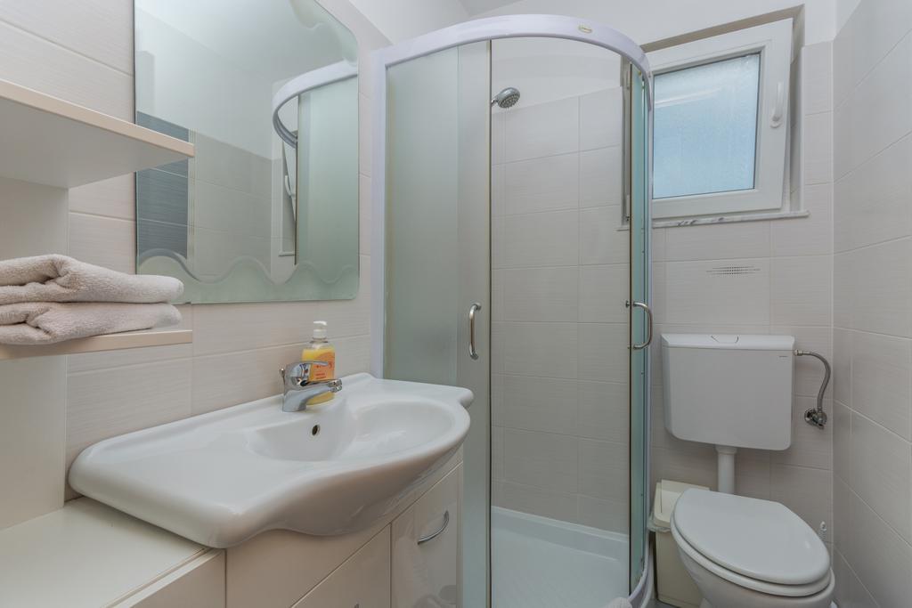 Guest House Gloria Novigrad Istria Exterior foto